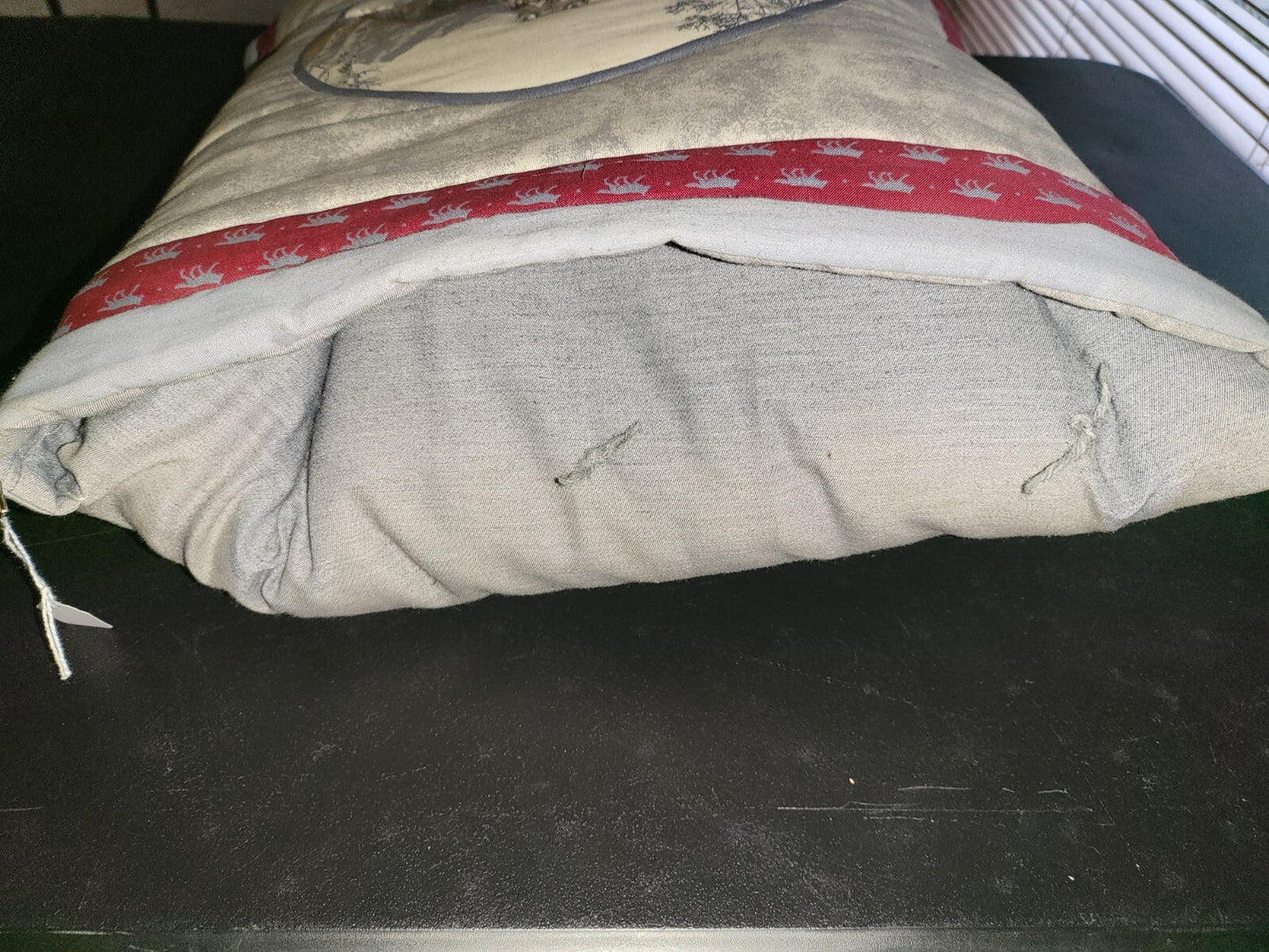 Blanket Wolf 72L x 40"H Twin Size Gray Blue Portable Wolves folds into Pillow