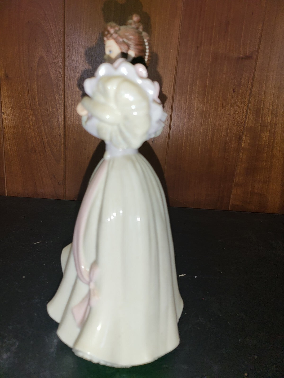 Figurine Lenox Ivory First Waltz 1996 8.5"H Porcelain