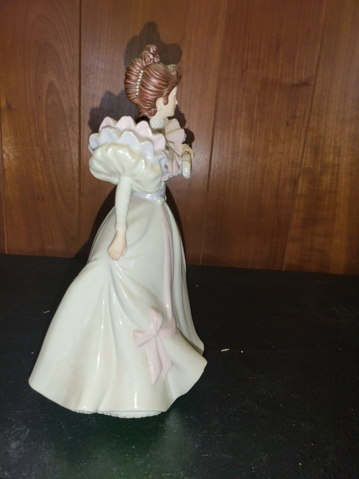 Figurine Lenox Ivory First Waltz 1996 8.5"H Porcelain