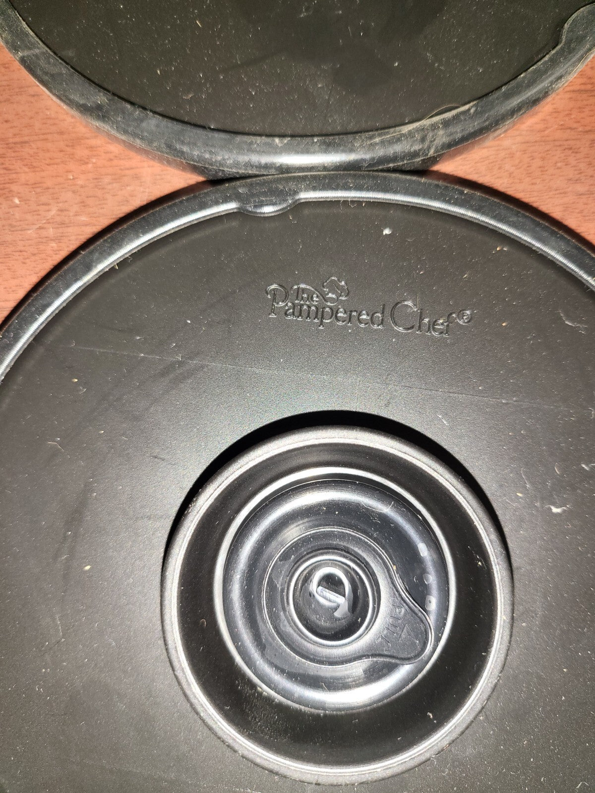 2 Pampered Chef Fresh Lasting Lid Replacements 6"
