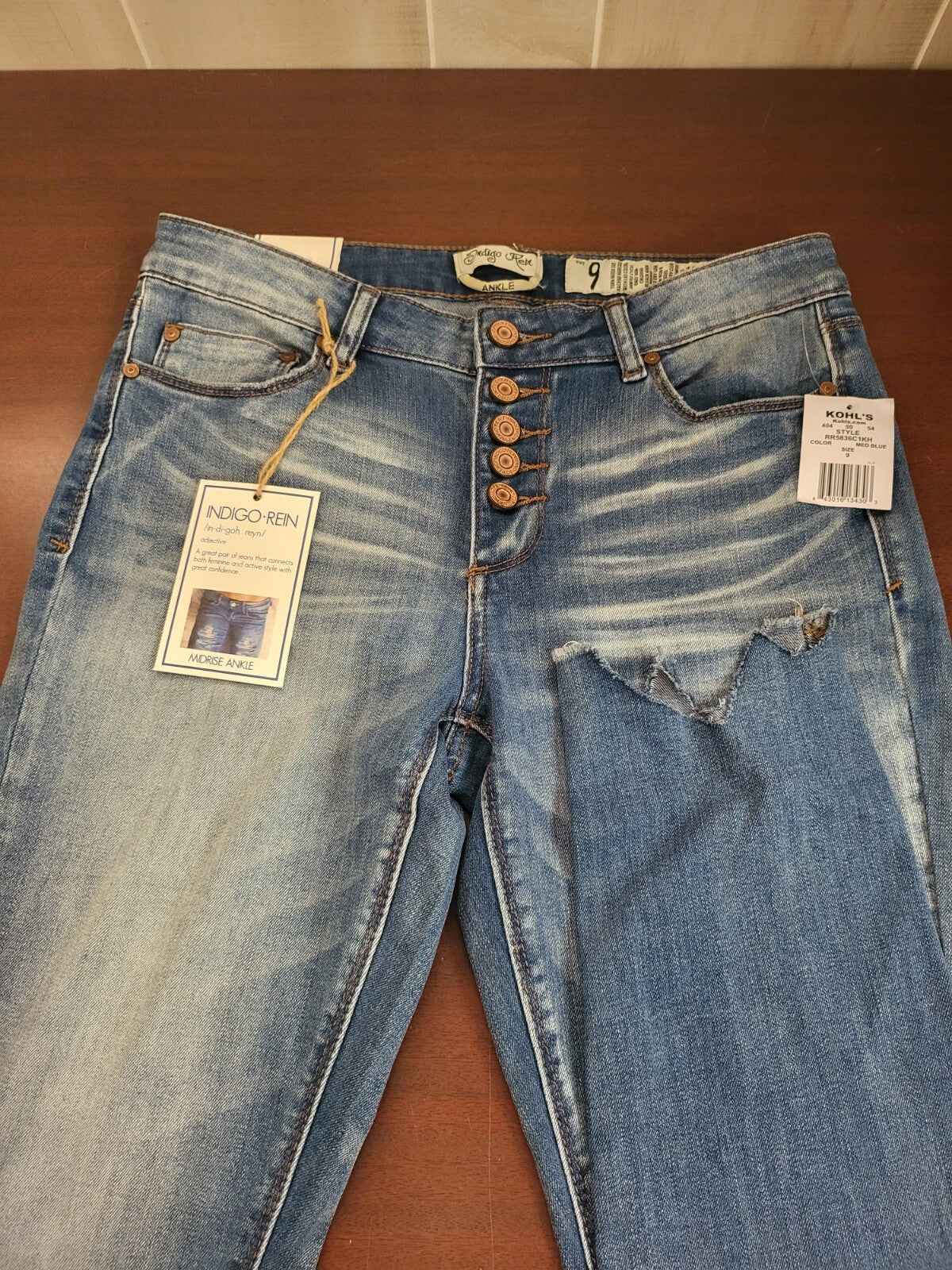 Ladies Blue Jeans Indigo Rein size 9 Mid Rise Rugged Cut Ankle Button Fly W 3