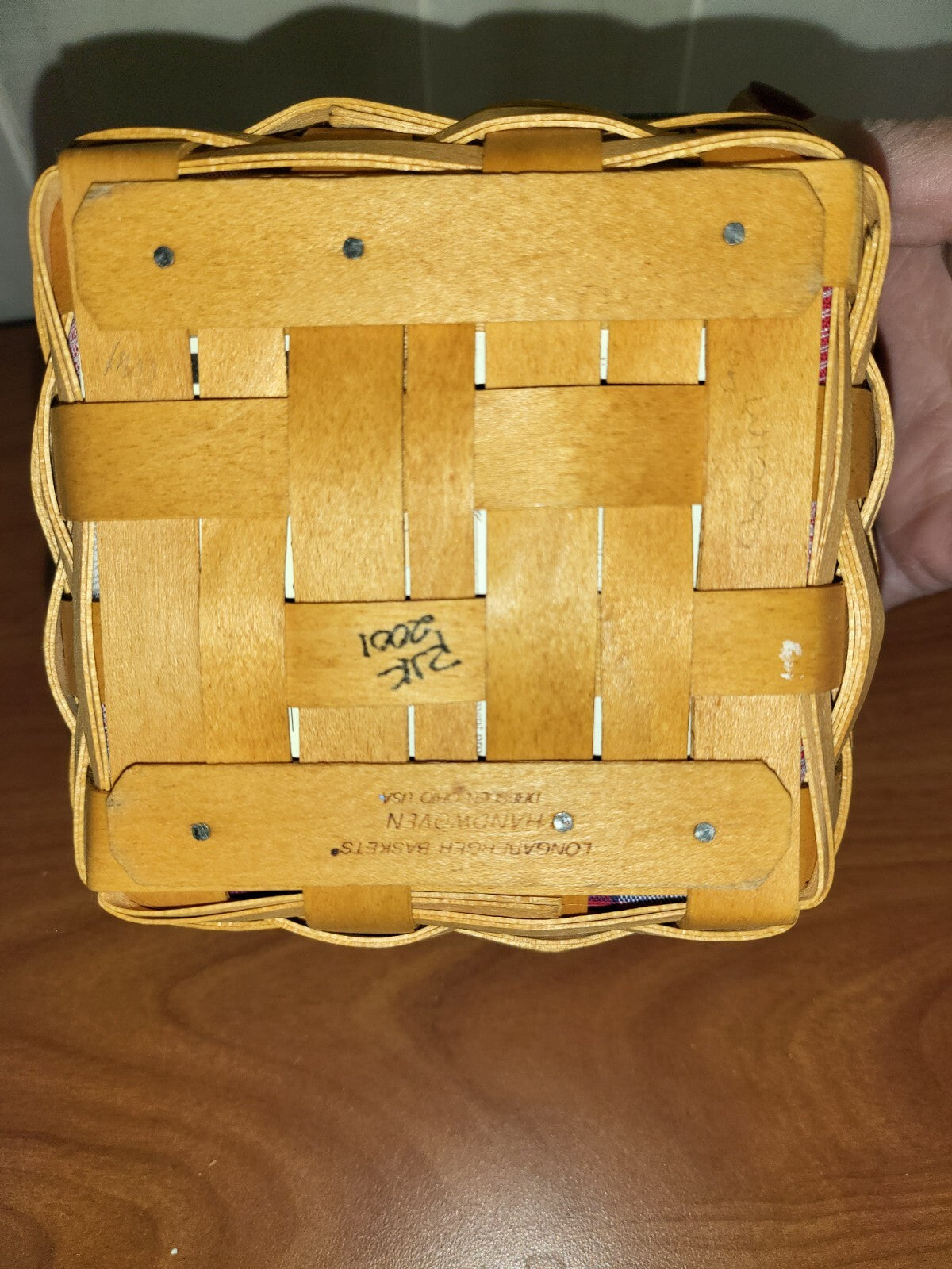 Longaberger Basket 2005 Dresden 5.5"Round 3.5"H + handle Red Stripe Fabric Liner