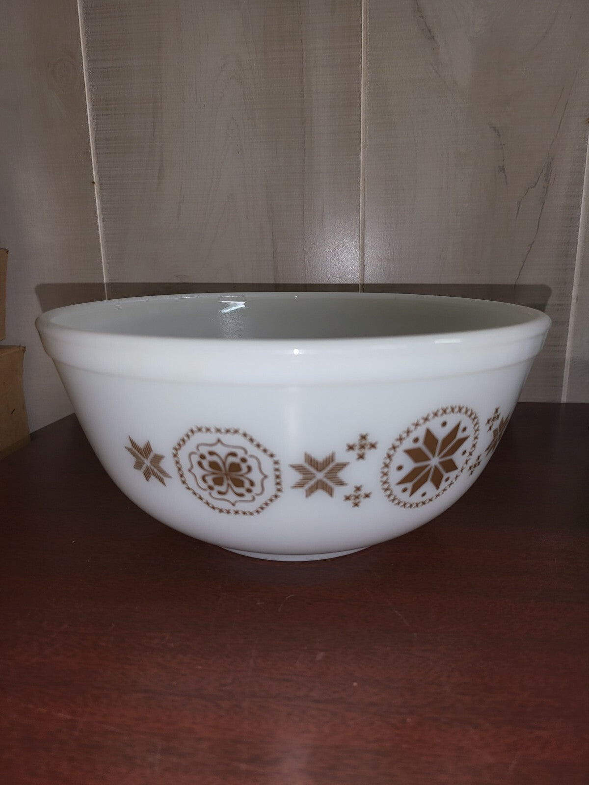 Pyrex Town & Country #403 Glass Mixing Bowl 9W x 4"H Brown on White #3081