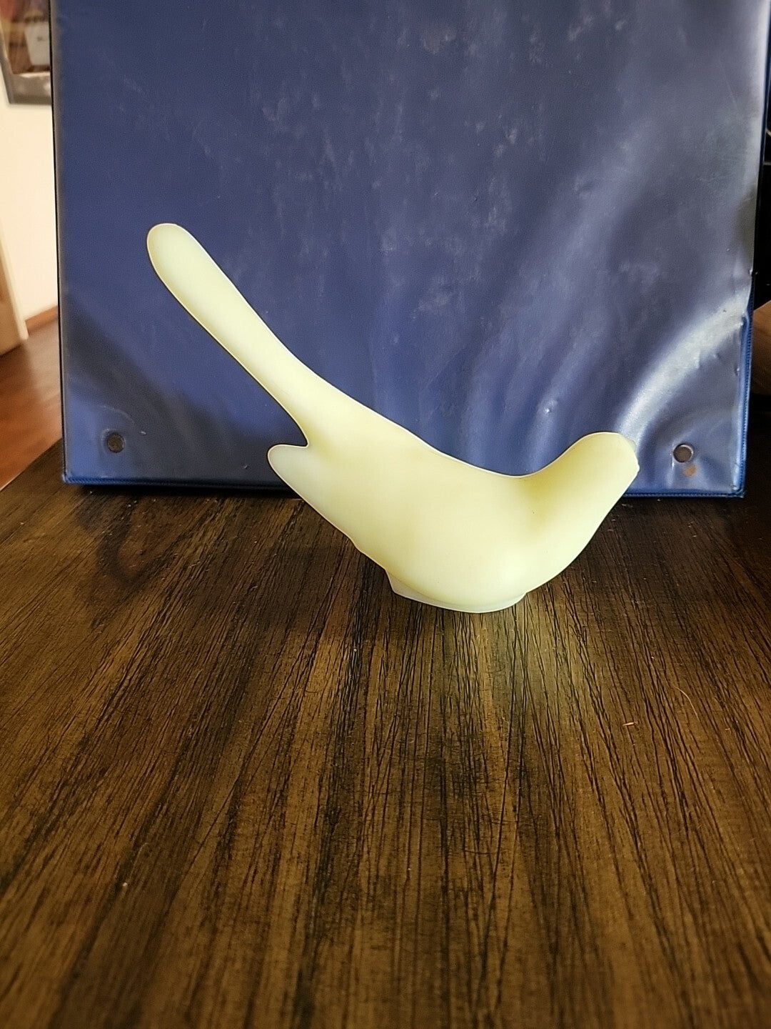 Vintage Yellow Frosted Glass Long Tailed Bird Figurine ~7 x 4" Unmarked