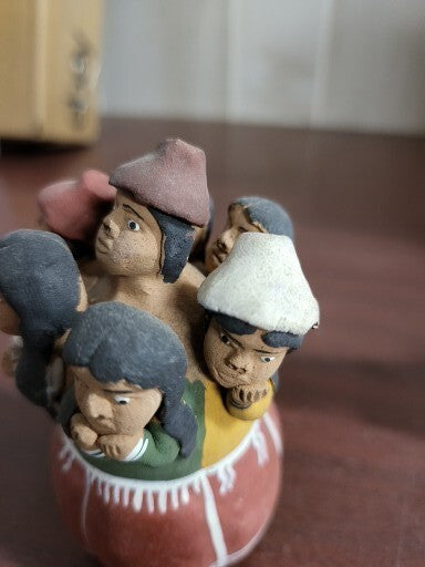 Vintage Peruvian Terra Cotta Clay Pottery Circle of 7 People 4"H