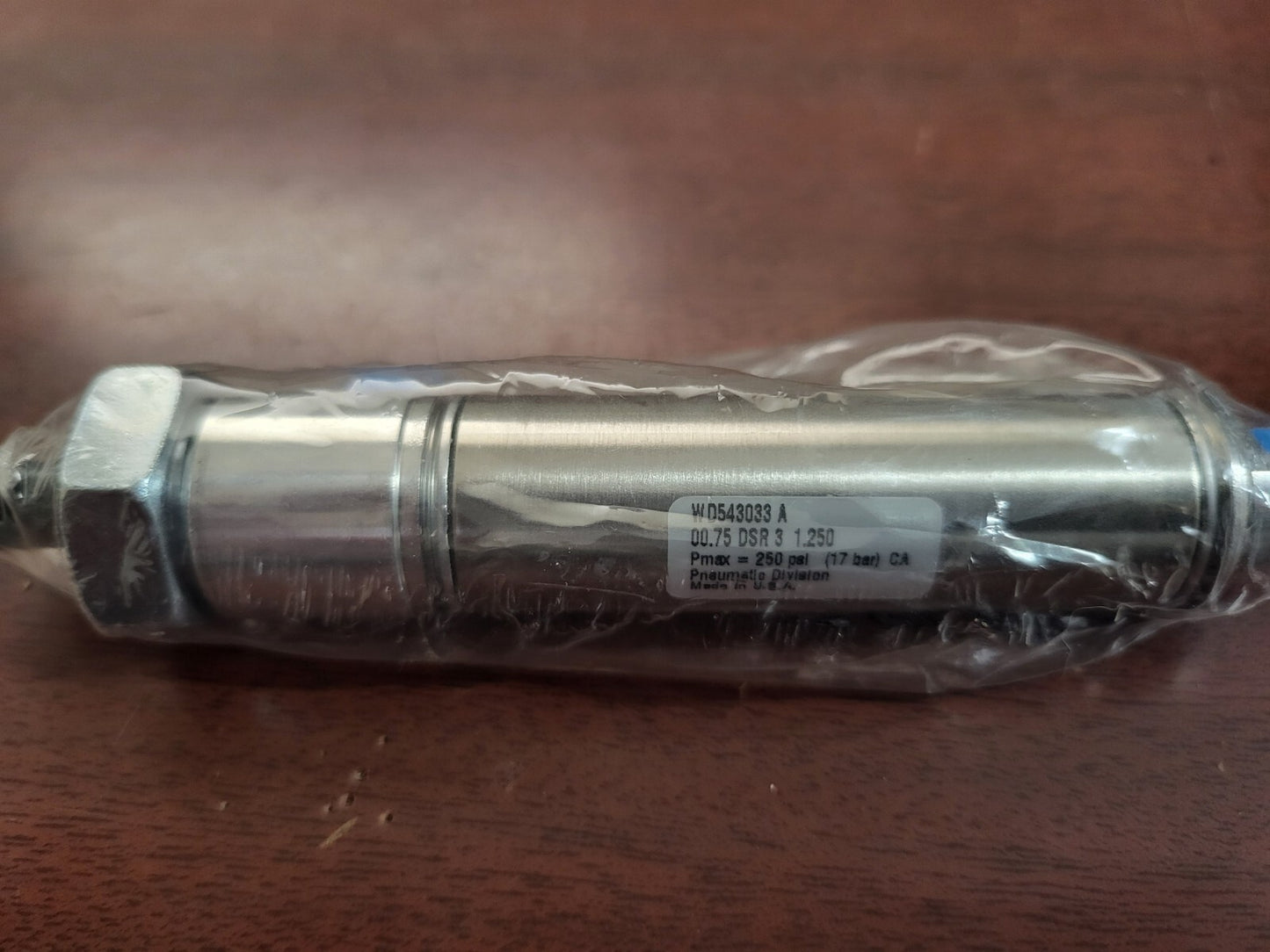 Parker Pneumtic Cylinder WD543033 A 00.75 DSR 3 1.250 Pmax=250psi 17 bar