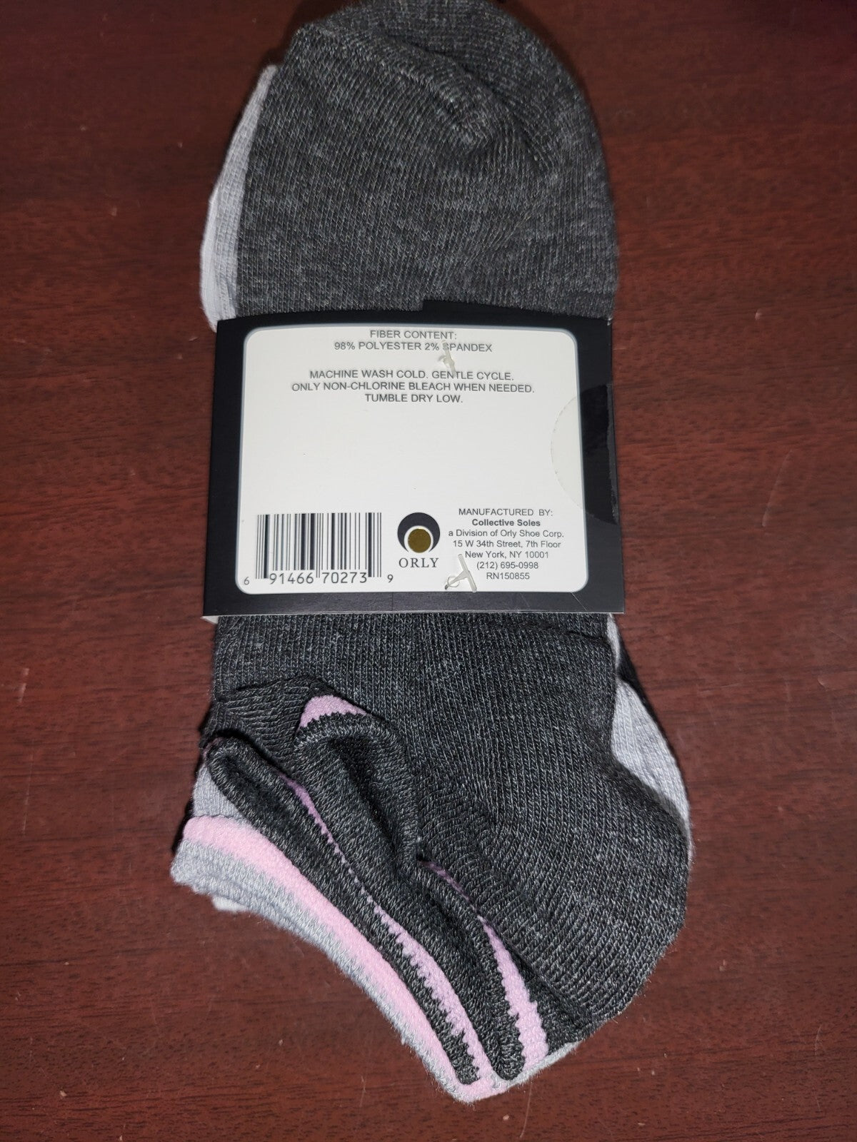Ladies Socks 4 pair No Show Black Gray White size 4-10 Collective Soles