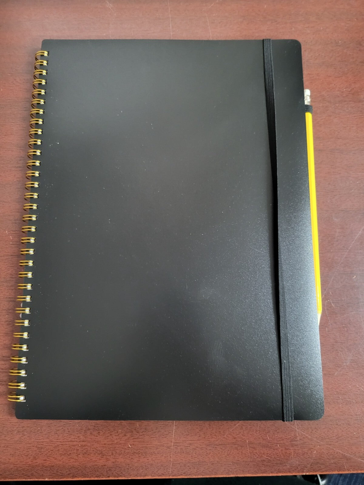 Spiral TO DO Notebook Calendar 8.5 x 11"List Black, Elastic Strap, Pencil Holde