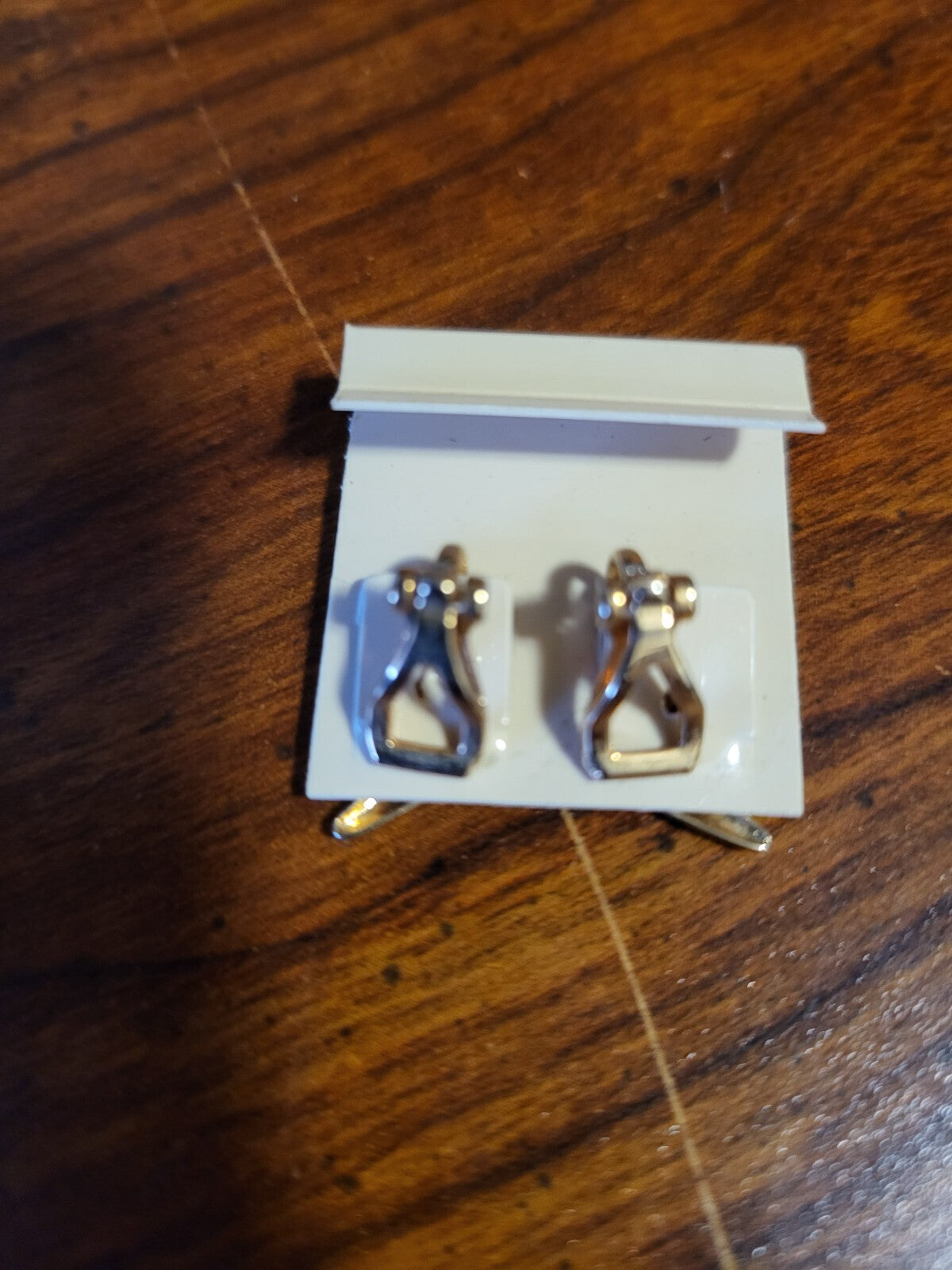 Earrings Clip On Gold & Gray Assymmetrical Drops ~.5"