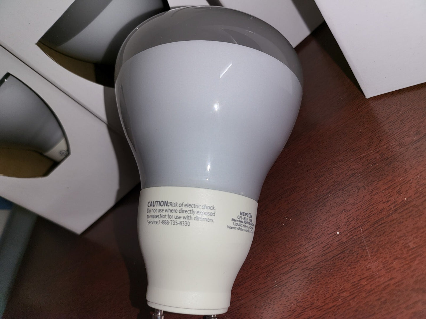 Light Bulb Neptun CFL-R30 16W Self Ballasted Lamp Warm White NIB 120VAC 60Hz