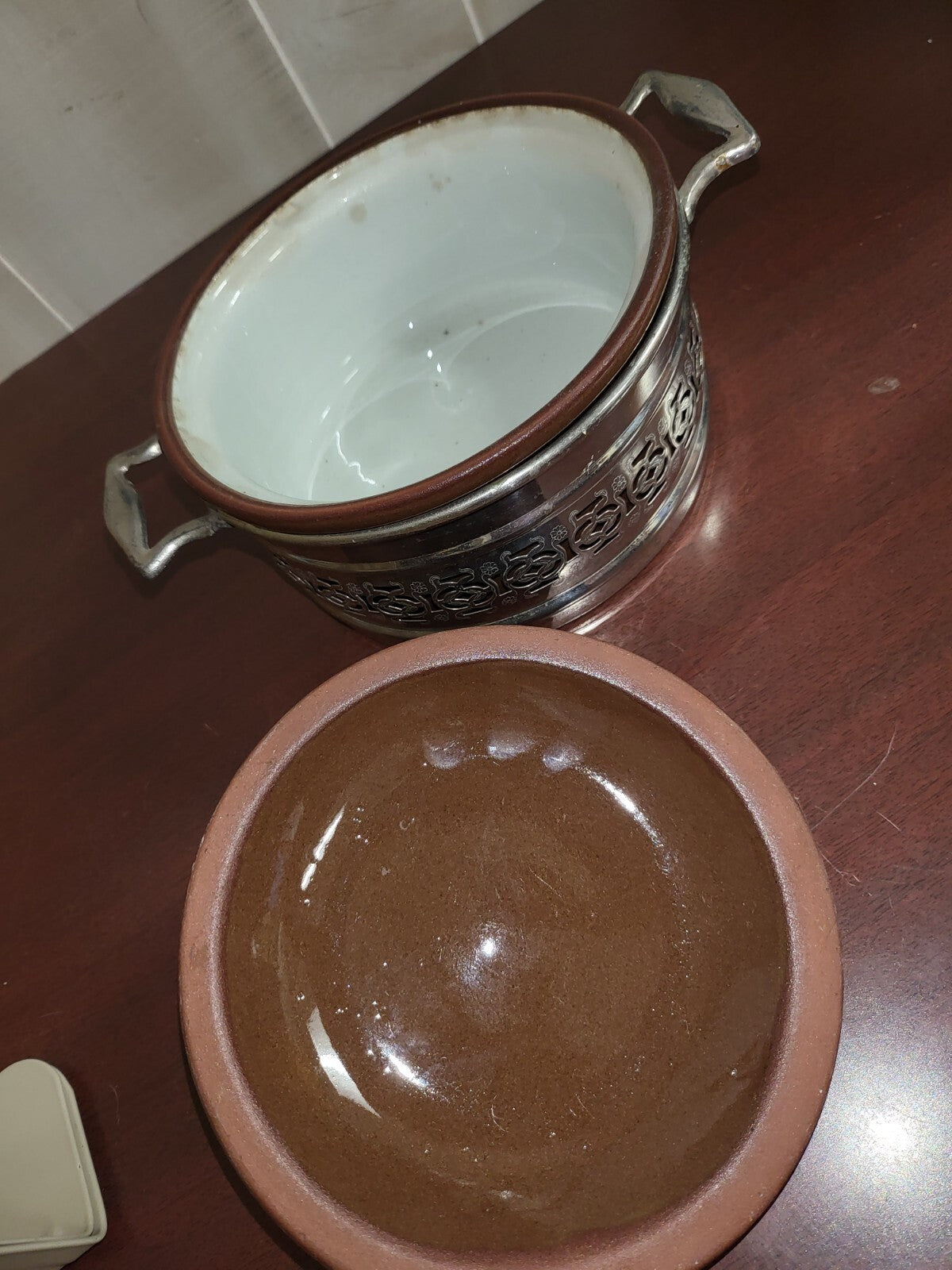 Covered Casserole Crock, Lid & Sleeve Brown Stoneware 7 x 3" Weller Pottery
