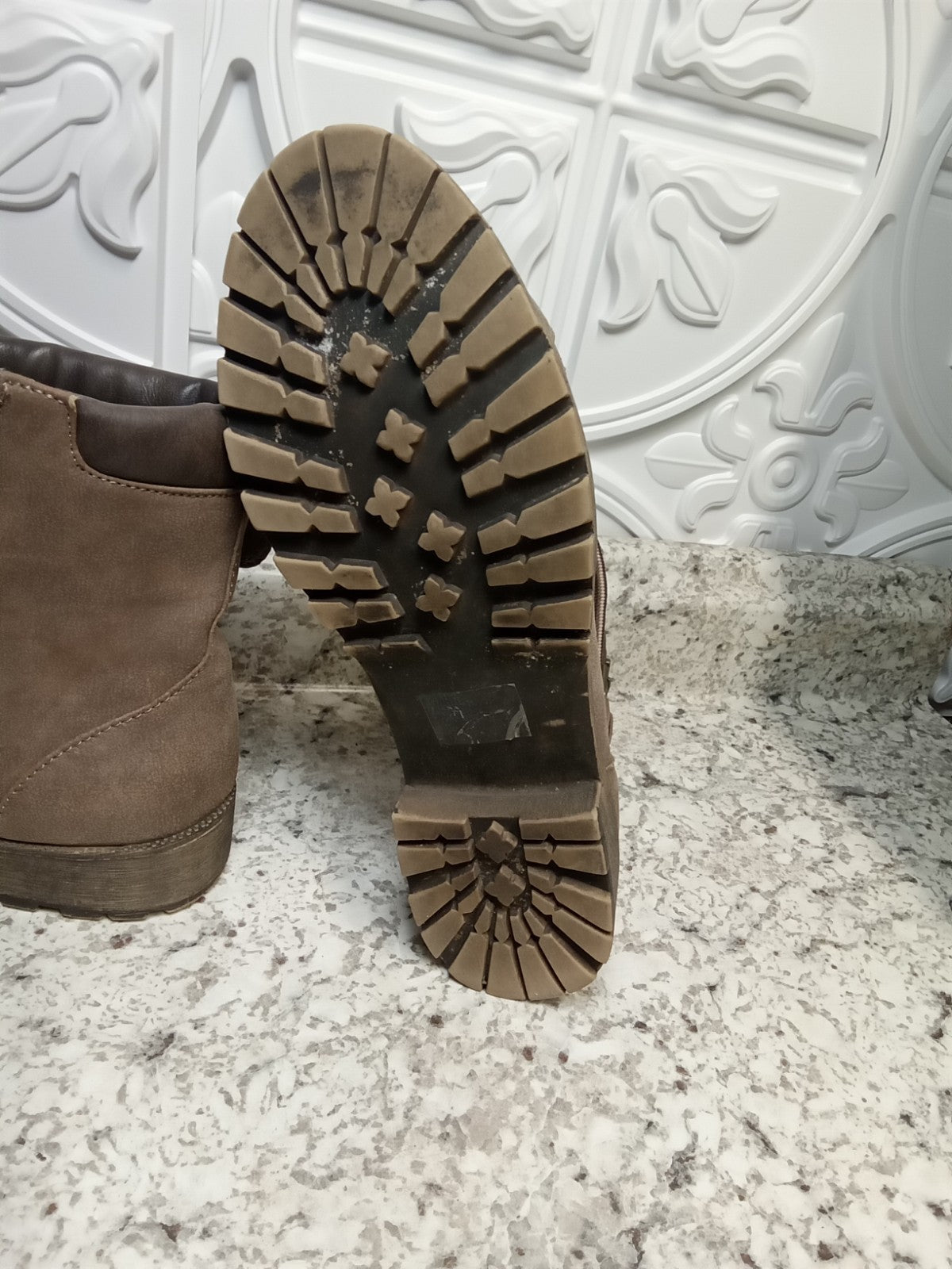 Lollipop Womens Size 8 M BOOTS