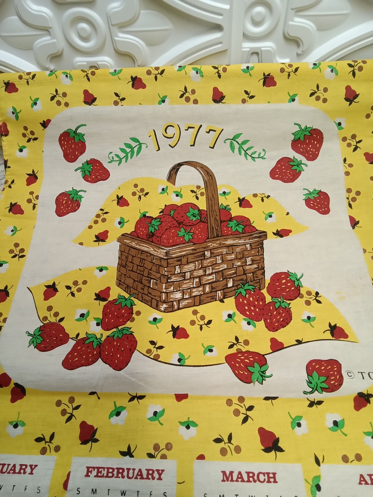 1977 Strawberry Designed Roll Up Wall Calendar