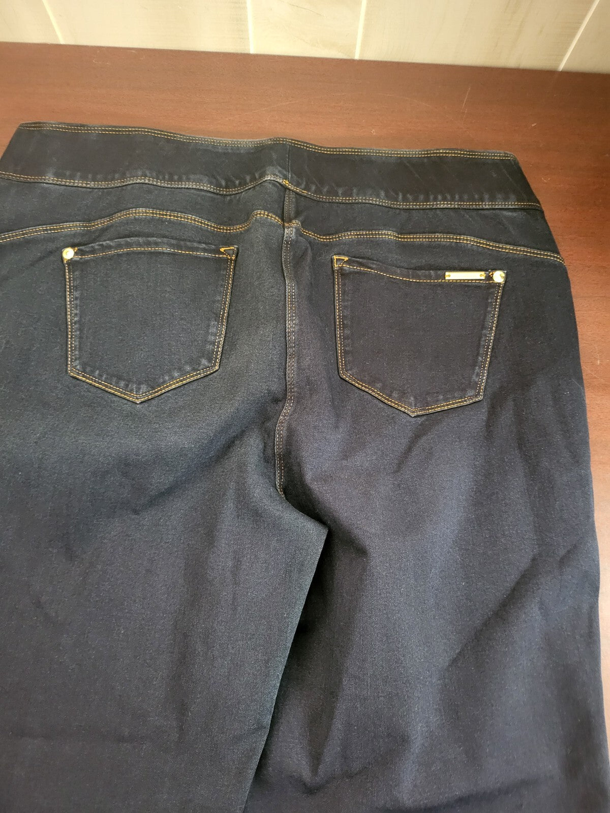Ladies Blue Jeans Dark Nygard Luxe Denim Slims size 18 - 20 XL Short Slim Strai