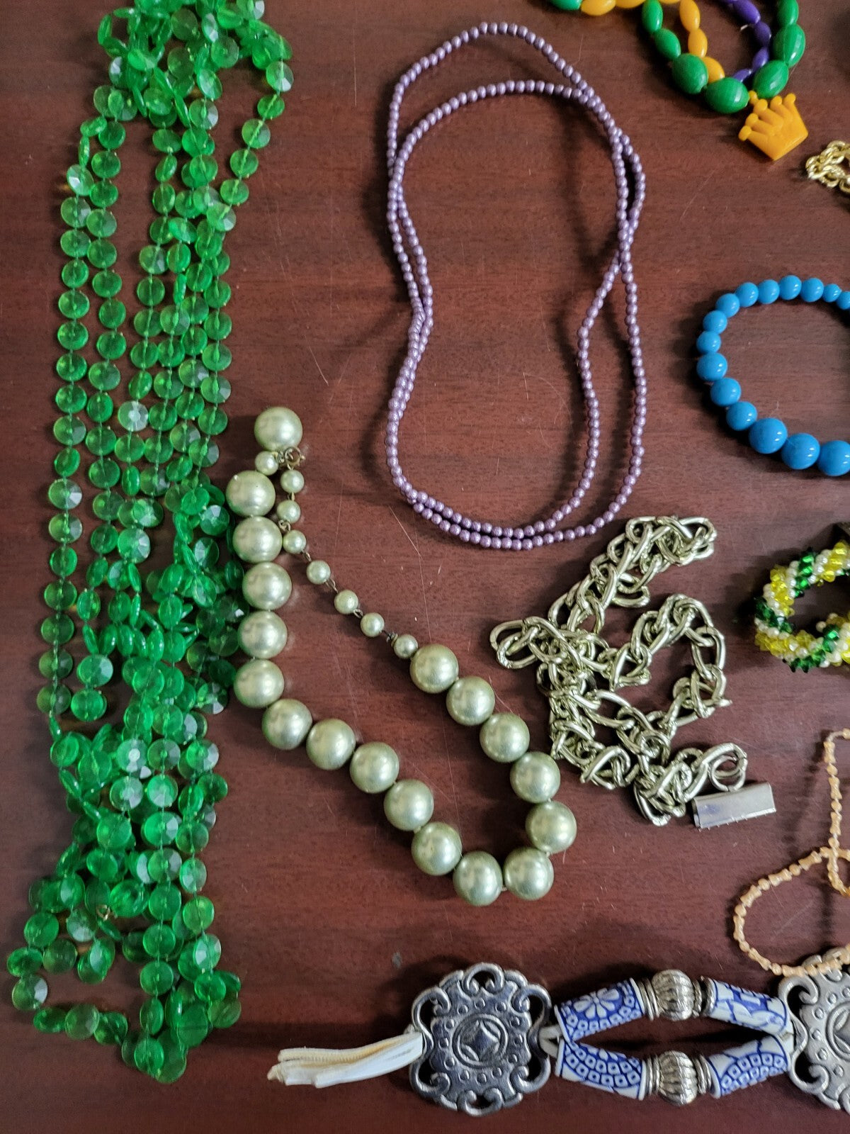 Lot of 17 Necklaces Beaded & Chain ~ All Conditions #8
