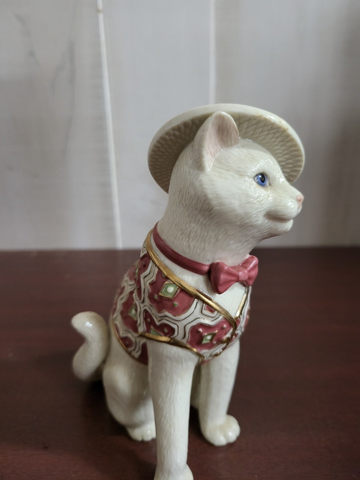 Vintage Lenox Parvaneh Cat Figurine Perfect Day For A Picnic ~6"H Hat Tie & Ves
