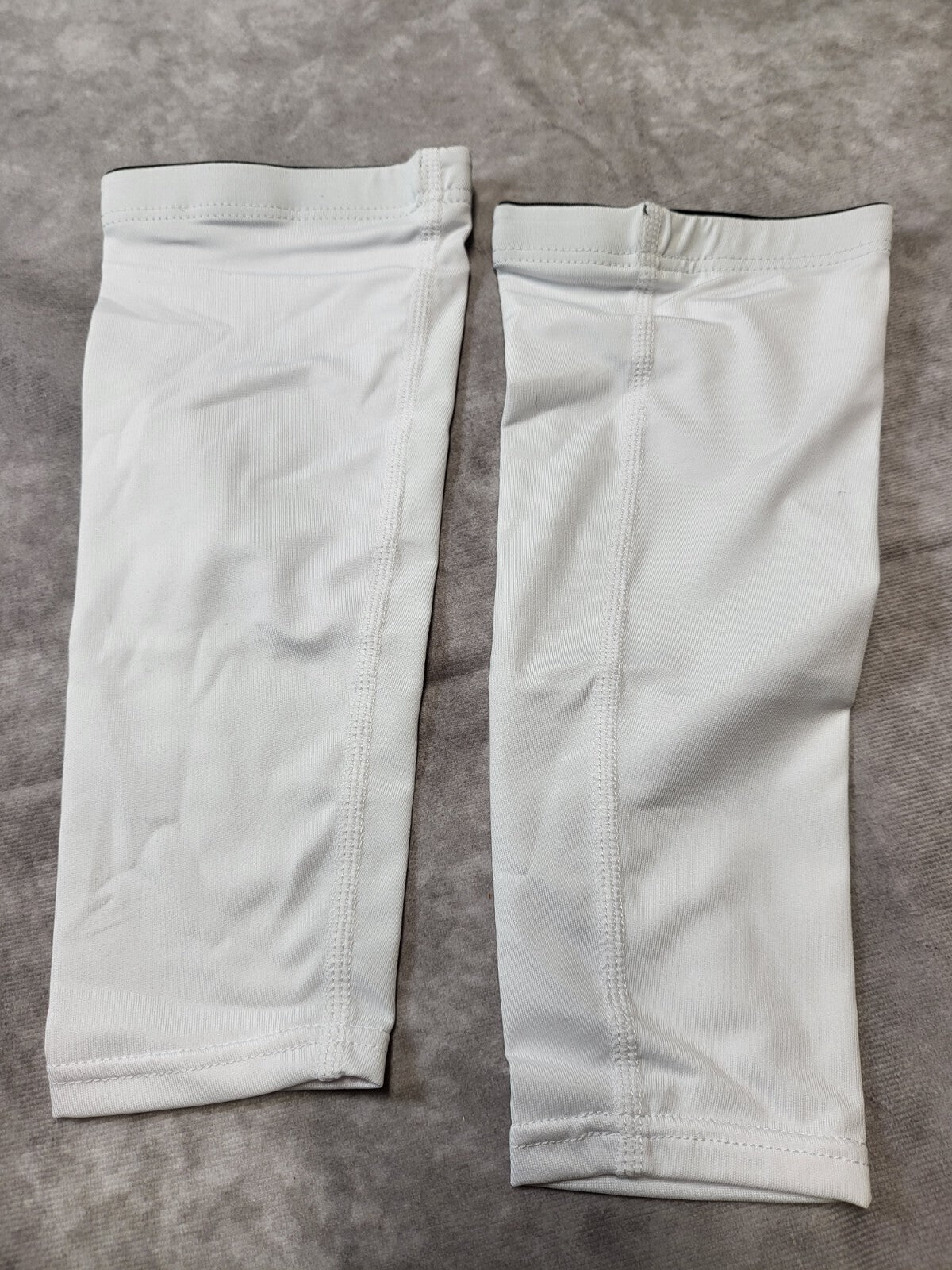1 pair Leg Compression Calf Socks - No Foot White Small - Medium NWOT