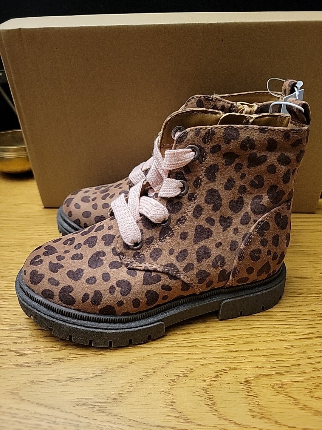 Cat & Jack Girls Size 10 Boots leopard Print