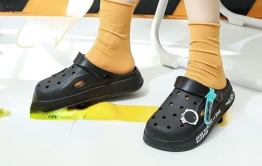 Summer Clog Slides Size 11 Womens Or Mens Sz 9