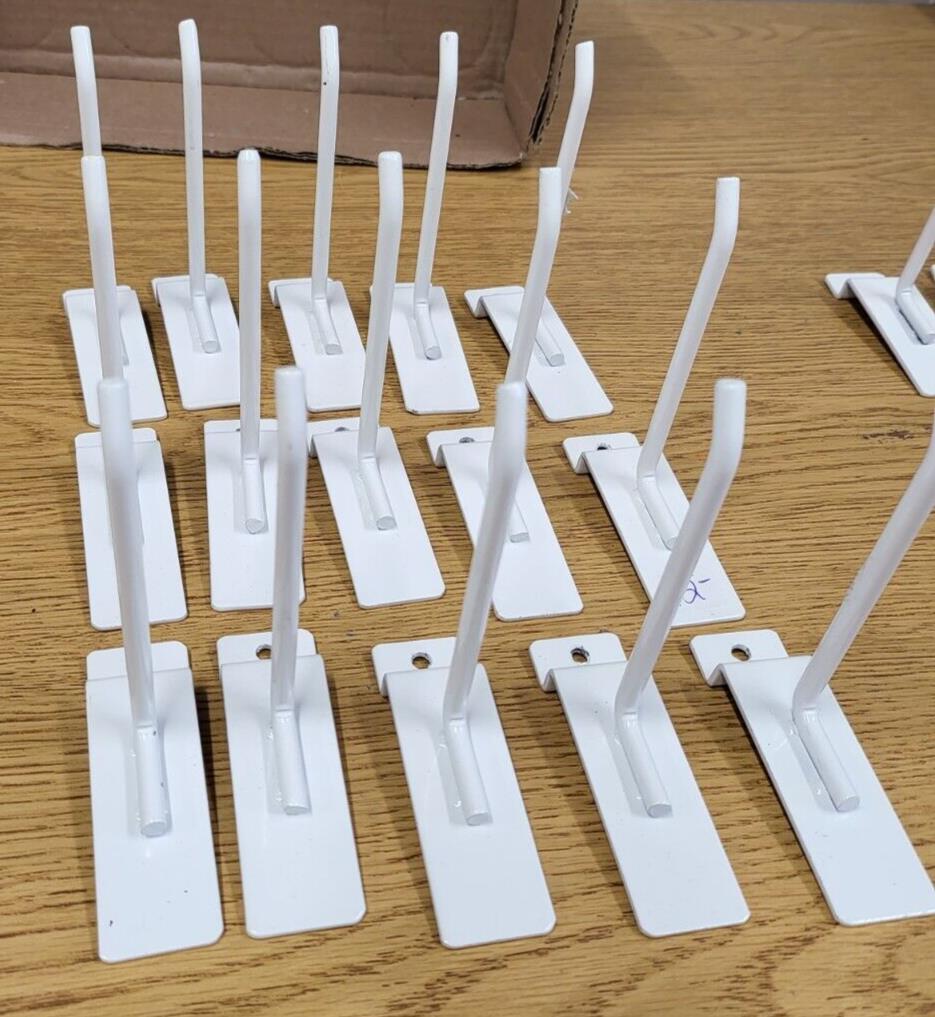 16ct Slatwall Pegs Metal Hooks 4" White Pre-Owned Peg Hook Slat Wall