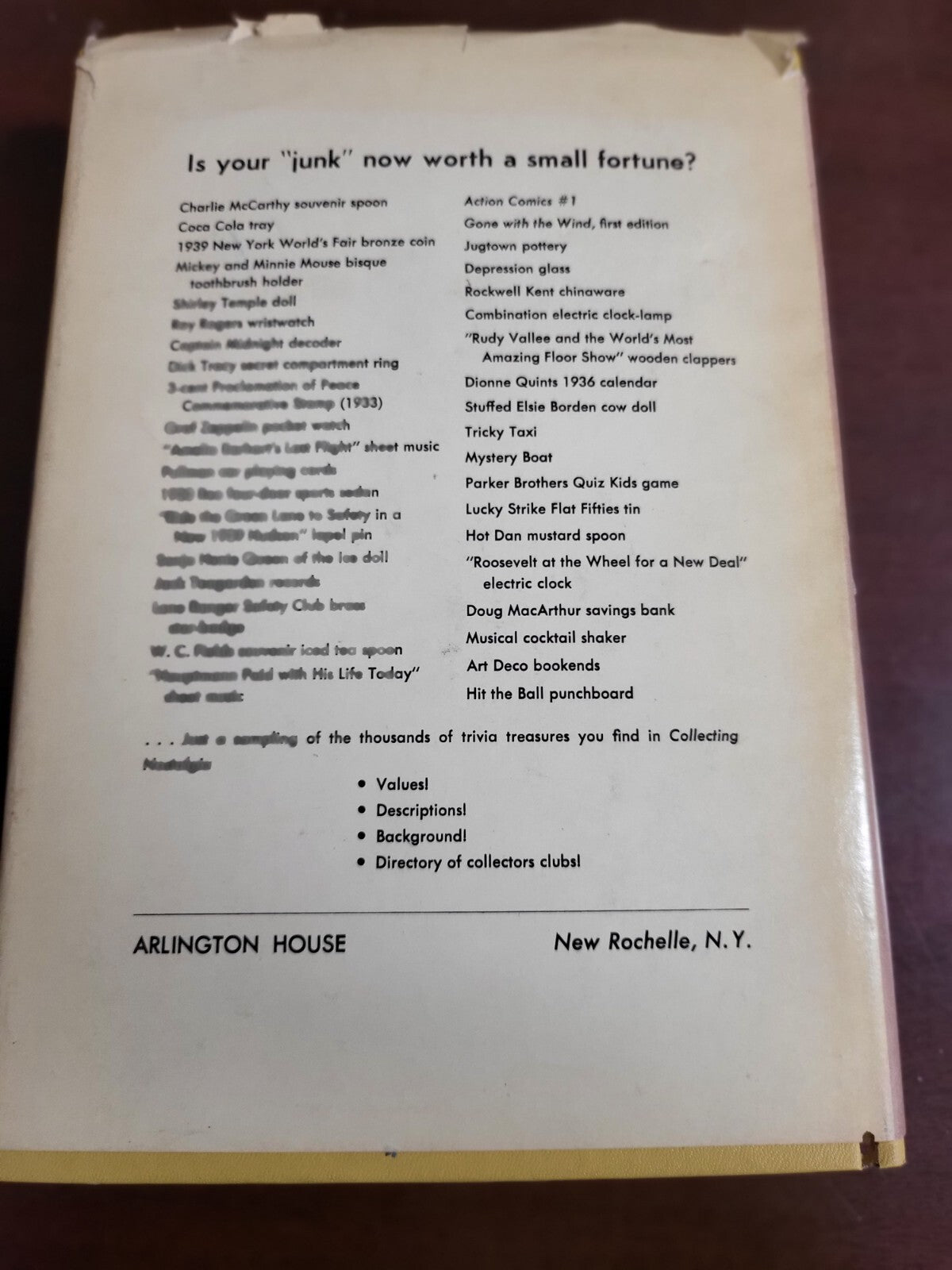 Book - Collecting Nostalgia The First Guide to Antiques of the 30s and 40s #2677