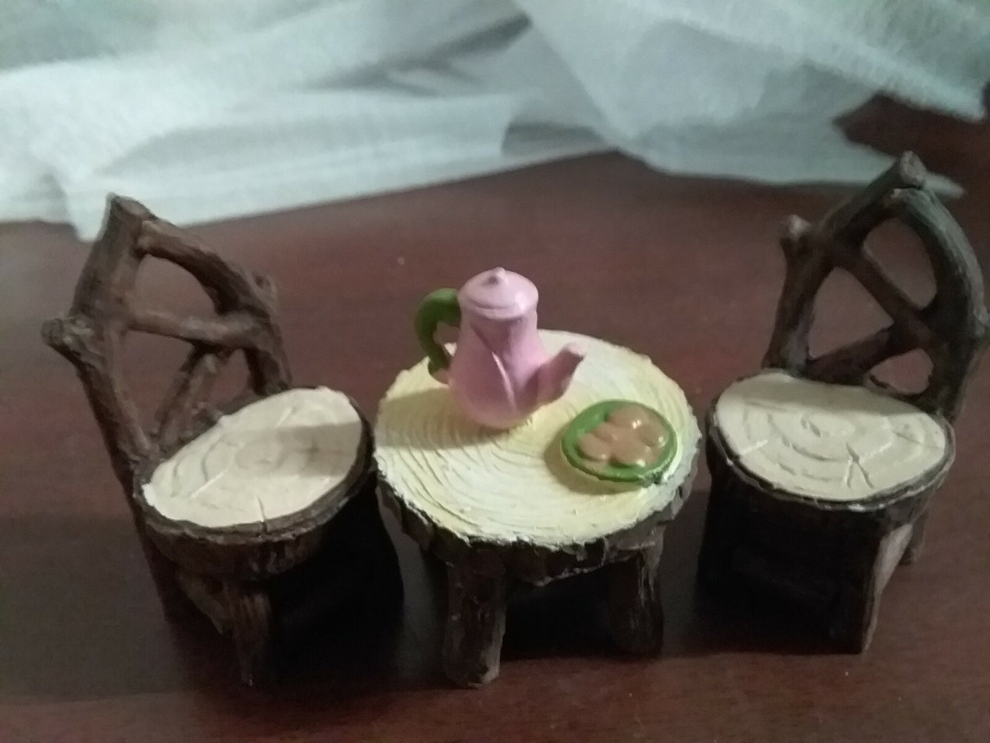 2 Miniature Log Chairs 2.25"H ea & Log Bistro Table Tea Pot + Cookies Resin