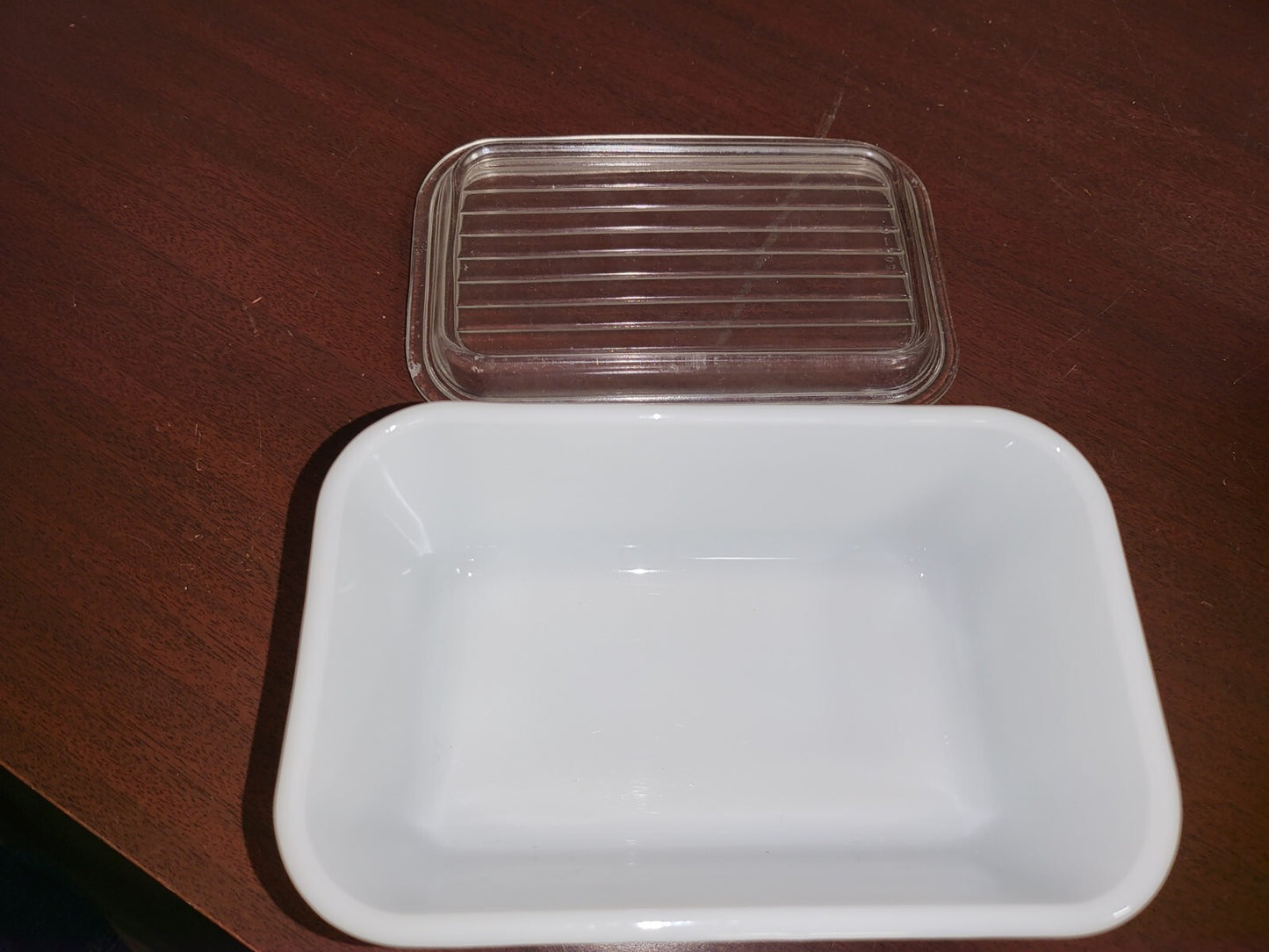 Vintage Pyrex Ovenware 1.5 Pint White Glass Casserole Pan & Clear Lid Rectangle