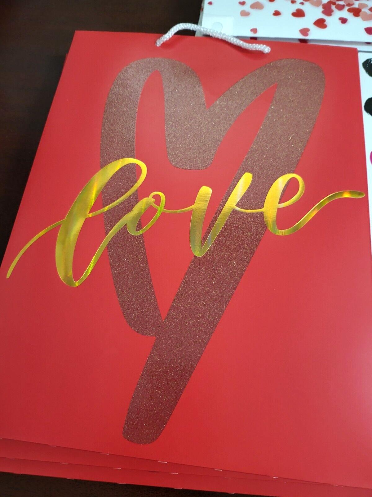10 LOVE Gift Bags 12.5 x 9.5 x 5" Paperboard with Rope Handle Old East Main