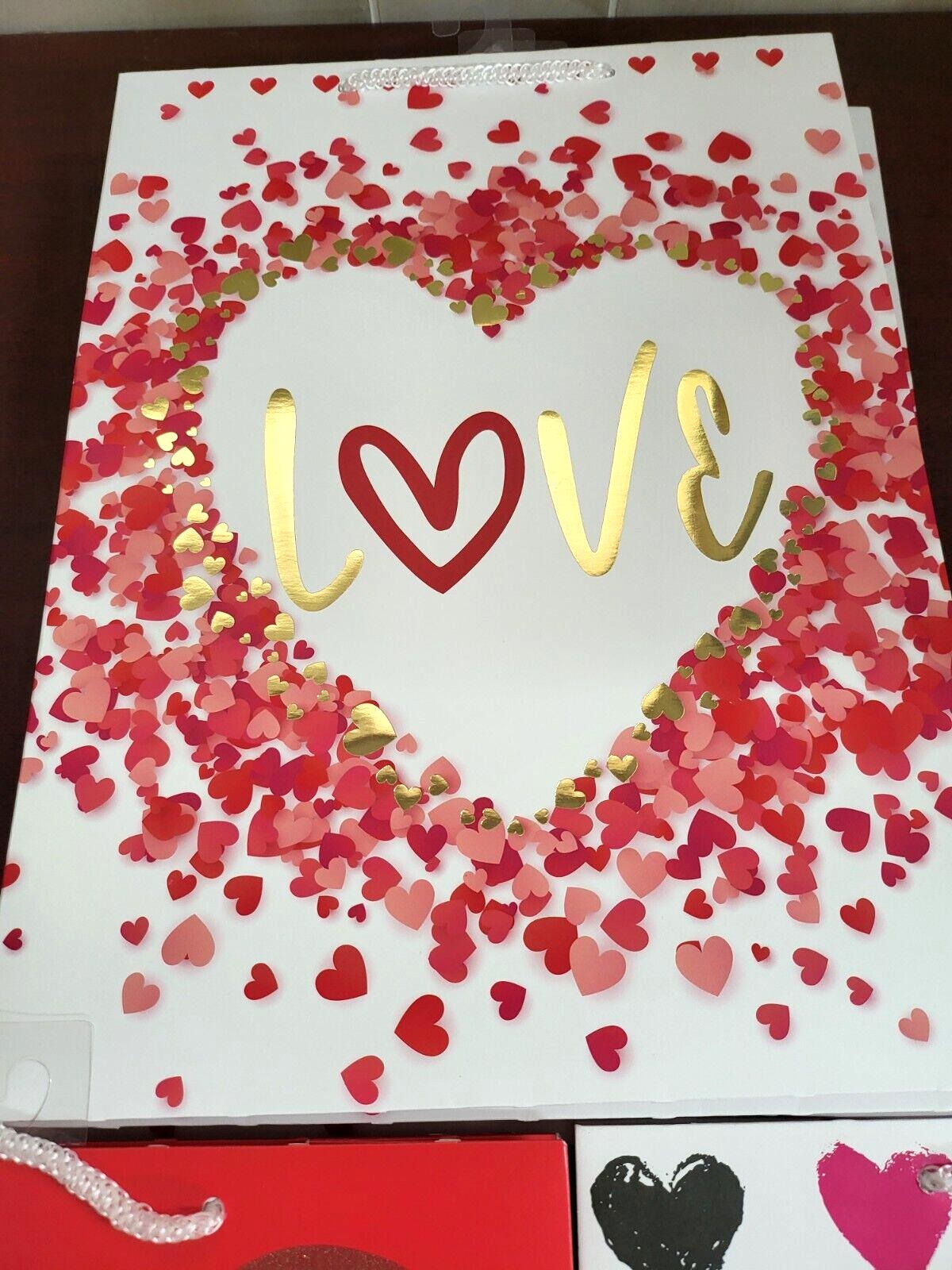 10 LOVE Gift Bags 12.5 x 9.5 x 5" Paperboard with Rope Handle Old East Main