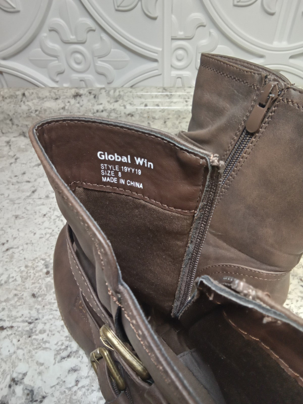 Global Win Size 8 M Women's Boots Side Zip Good Cond