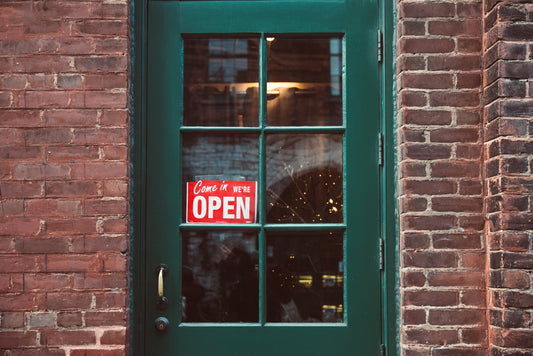 Treasure Hunting in the Digital Age: Why Online Thrift Shopping is the New Retail Therapy
