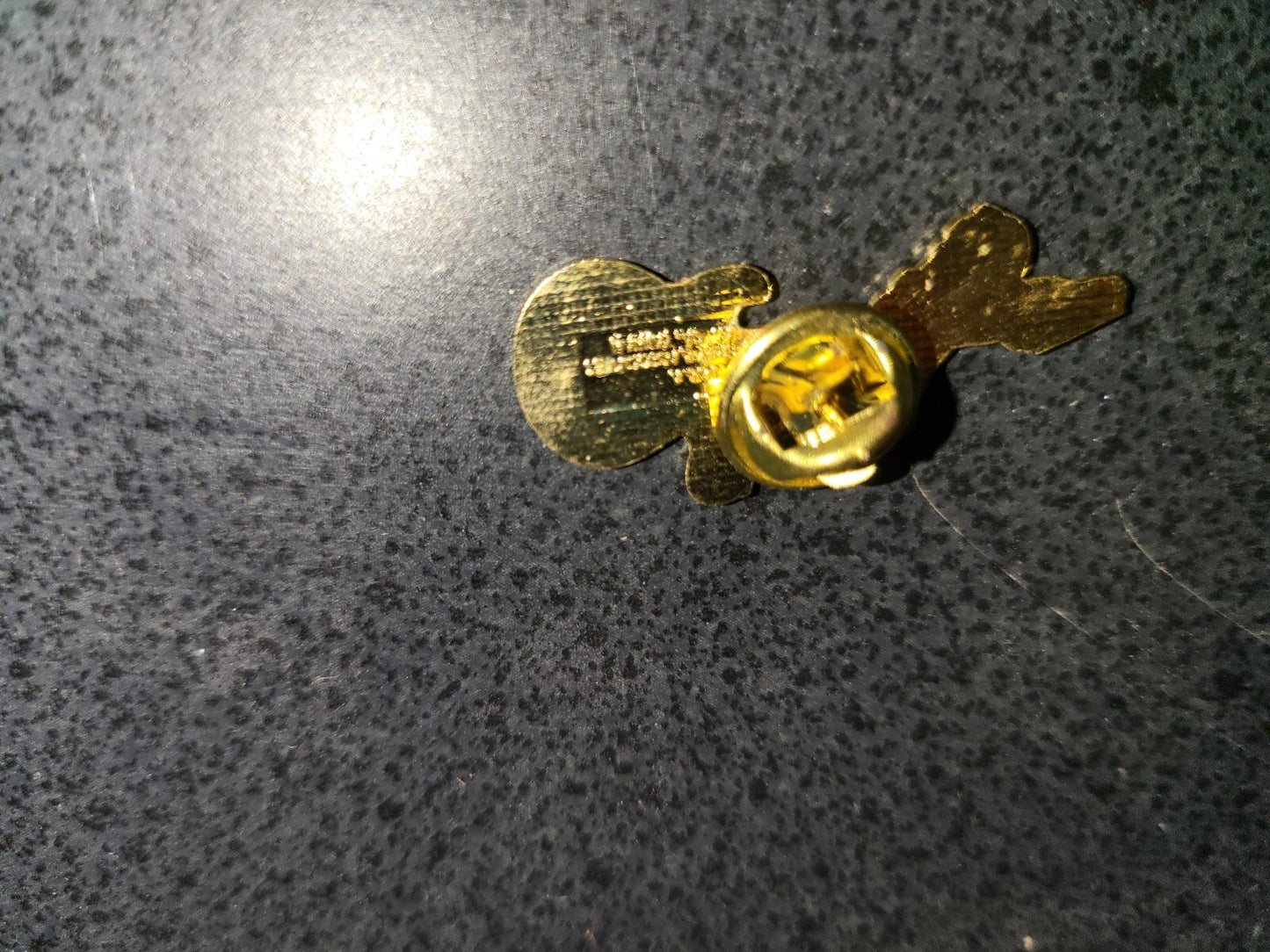 Vintage Tennessee Pin Guitar & Sax  ~1.5"  pinback Tie Tack #89