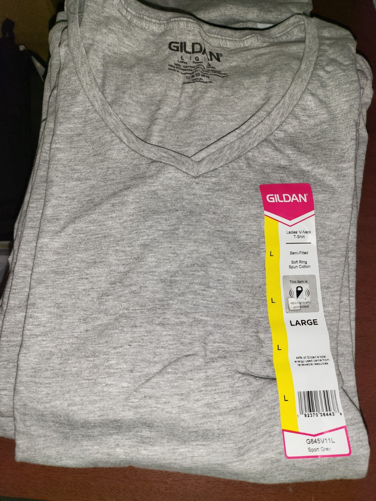 Gildan Ladies V-Neck Semi-Fitted T-Shirt Gray size Large Cap Sleeve