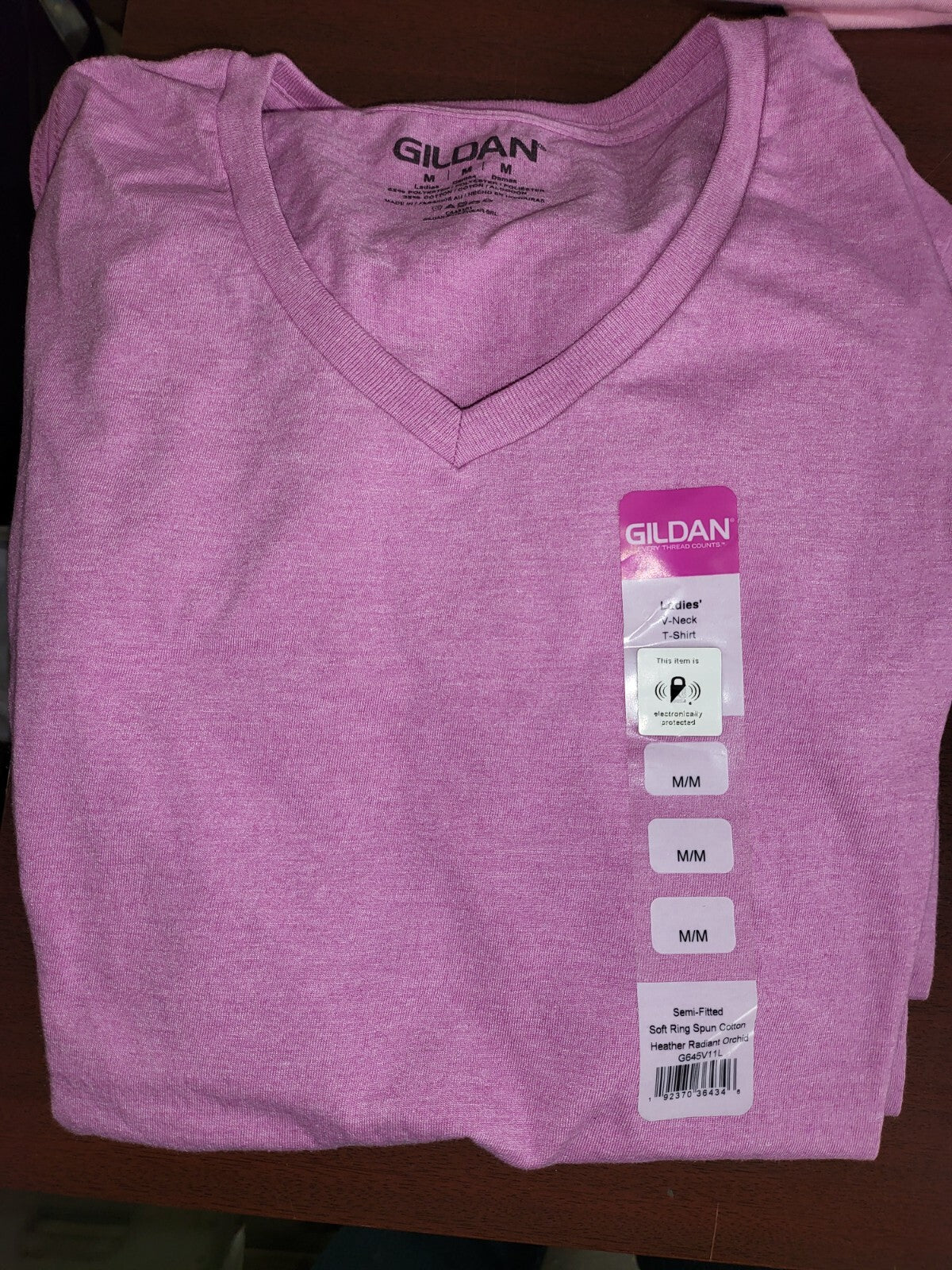 Gildan Ladies V-Neck Semi-Fitted T-Shirt Heather Radiant Orchid Pink size Medium