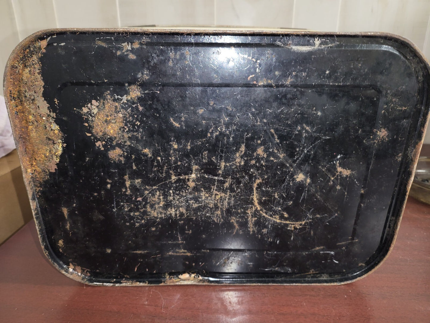 Vintage Metal Tin Bread Box Hinged Lid Fruit Image 8H x 13W x 10"D