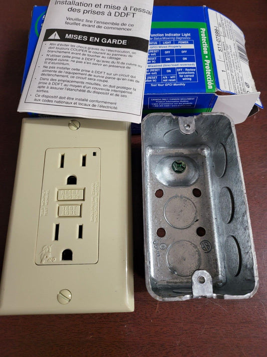 GFCI  1VJX3  Wall Electrical Outlet + Wall Plate + Box * Levitron SmartLock Pro