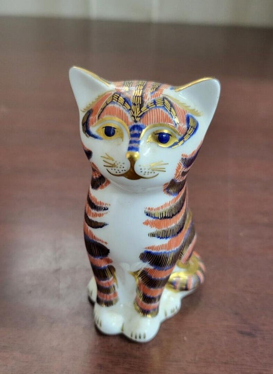 Royal Crown Derby English Bone China IMARI "T" LX  Cat Figurine ~3"H