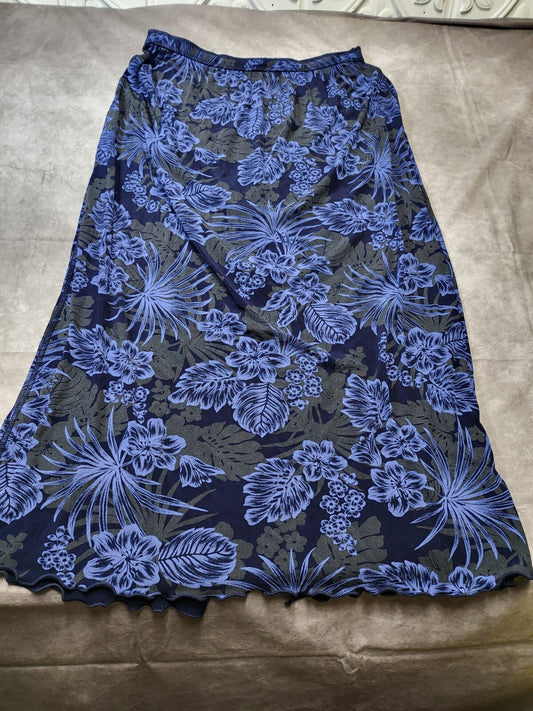 Long Skirt size 1X Blue Floral  15.5"  Elastic Waist L 36"   Citiknits