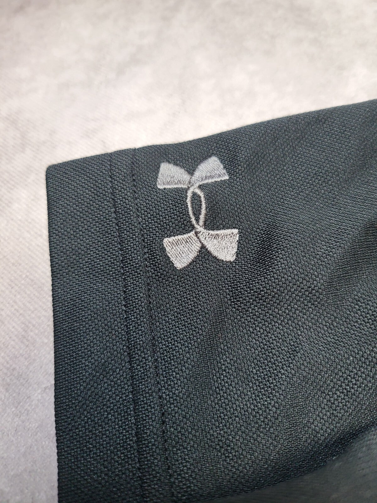 Wounded Warrior Project Polo Shirt MEDIUM Black  Sh 16" Ch 21" L 27" Under Armor