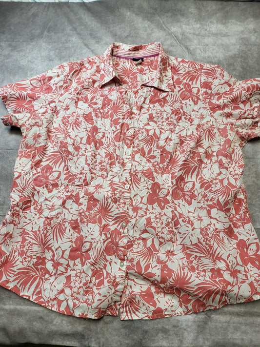 Ladies Blouse  2X Pink Floral Button Front Basic Editions  Sh 17" Ch 25"