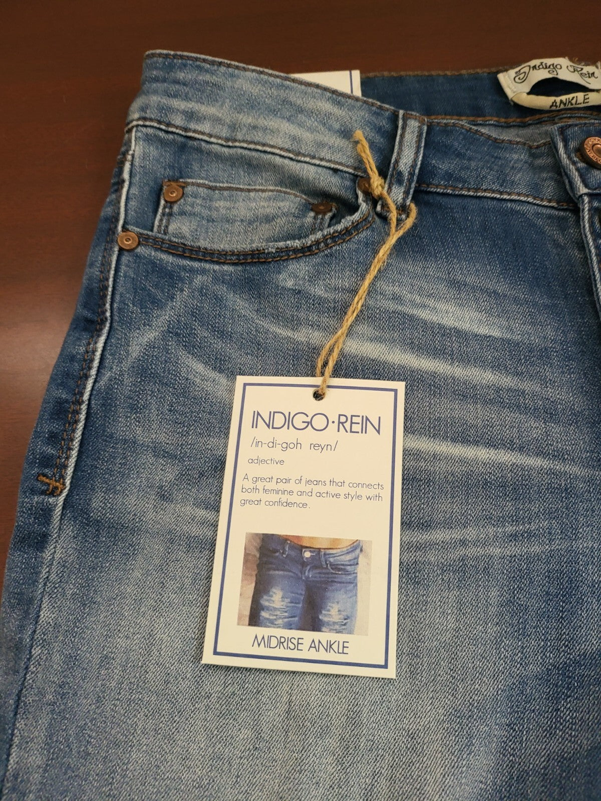 Ladies Blue Jeans Indigo Rein   size 9  Mid Rise Rugged Cut Ankle Button Fly W 3