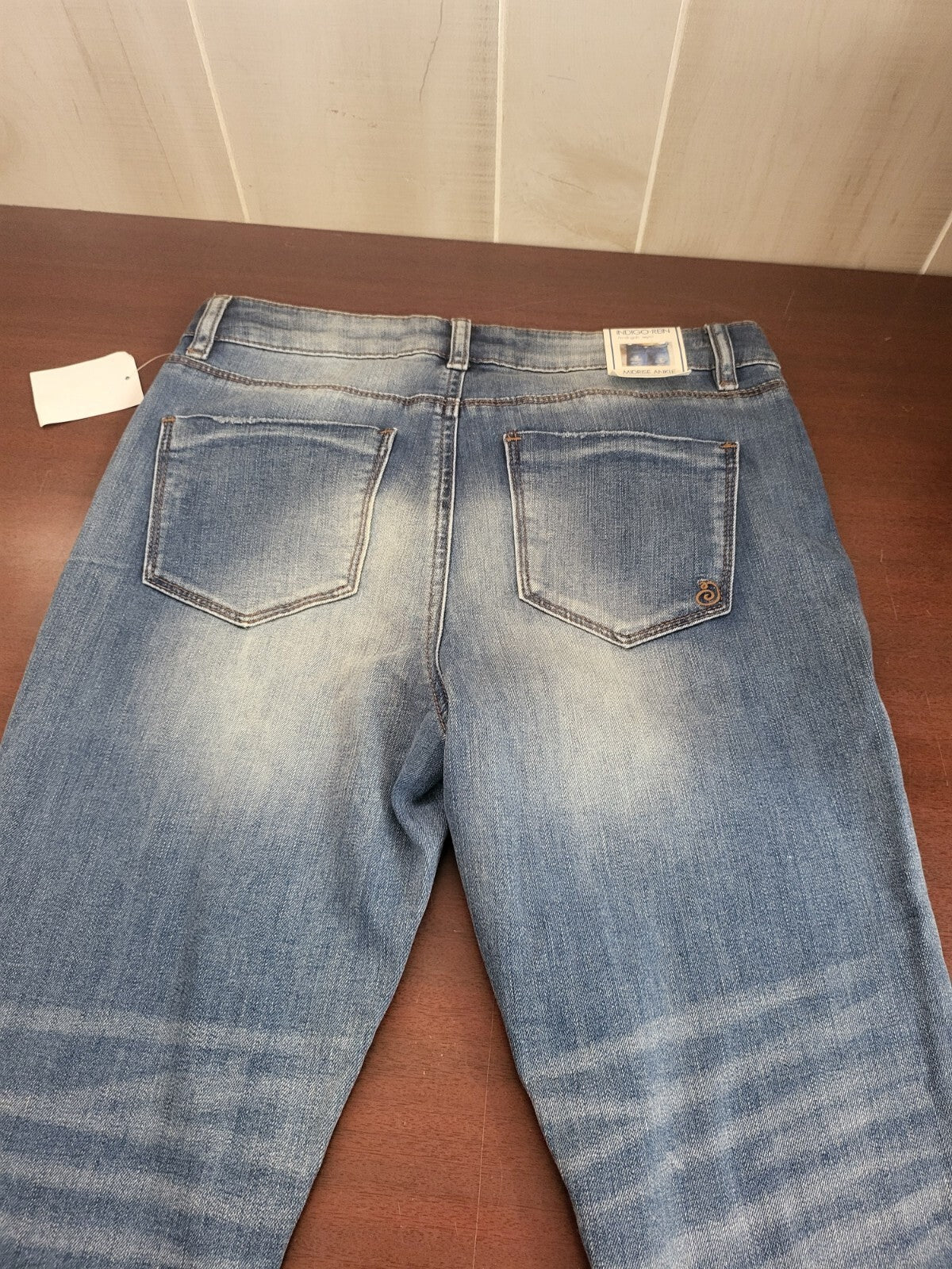 Ladies Blue Jeans Indigo Rein   size 9  Mid Rise Rugged Cut Ankle Button Fly W 3