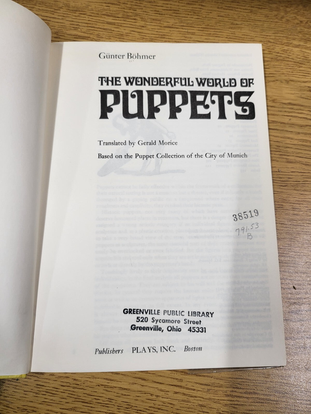 Book - The Wonderful World of Puppets   Gunter Bohmer 	HC