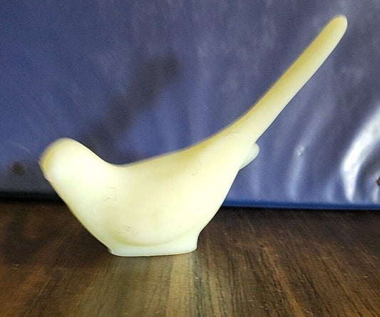 Vintage Yellow Frosted Glass Long Tailed Bird Figurine ~7 x 4" Unmarked