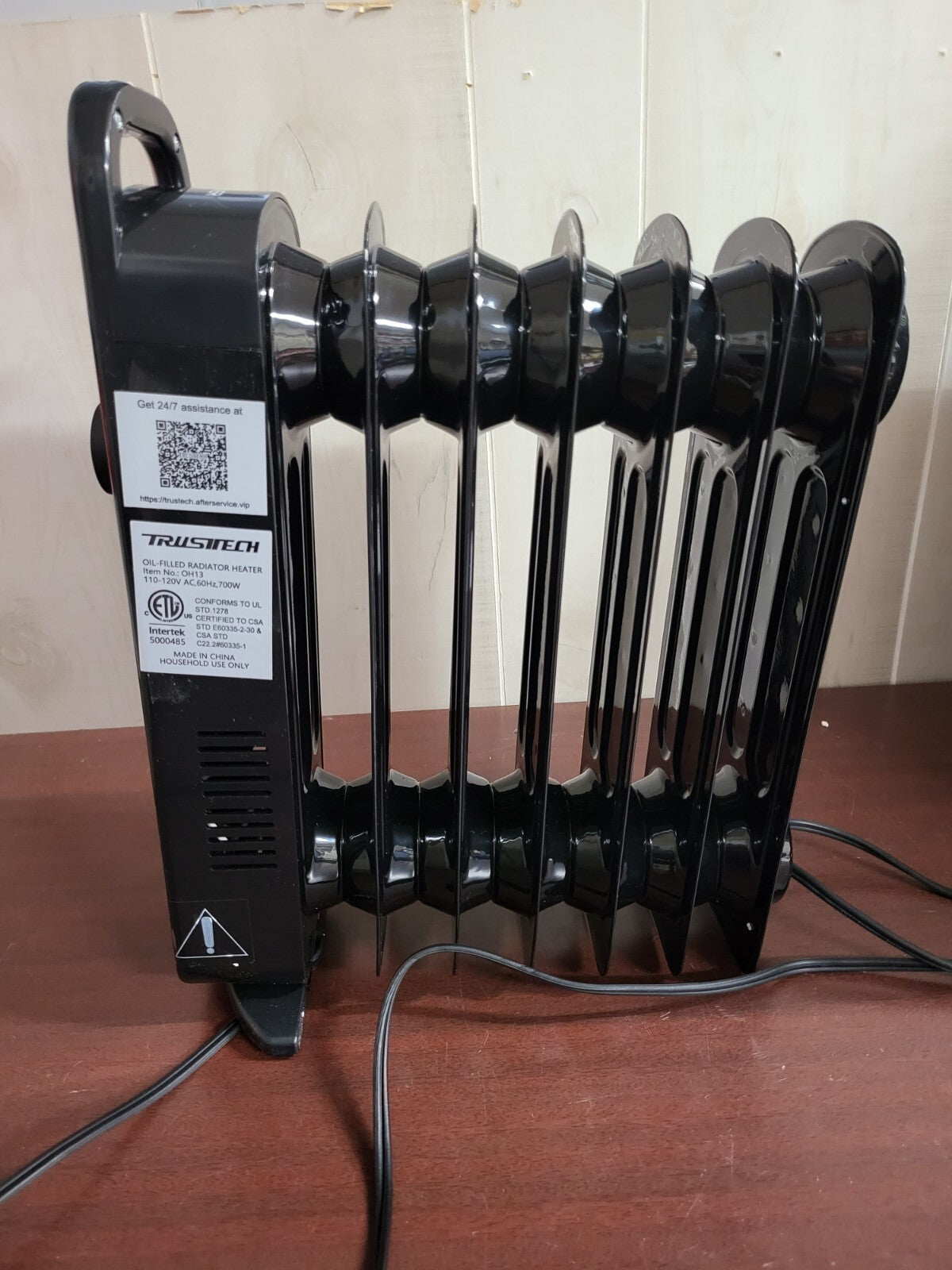 Trustech Oil Filled Radiator Heater 15 x 12 x 4" Black Model OH13 NIOB