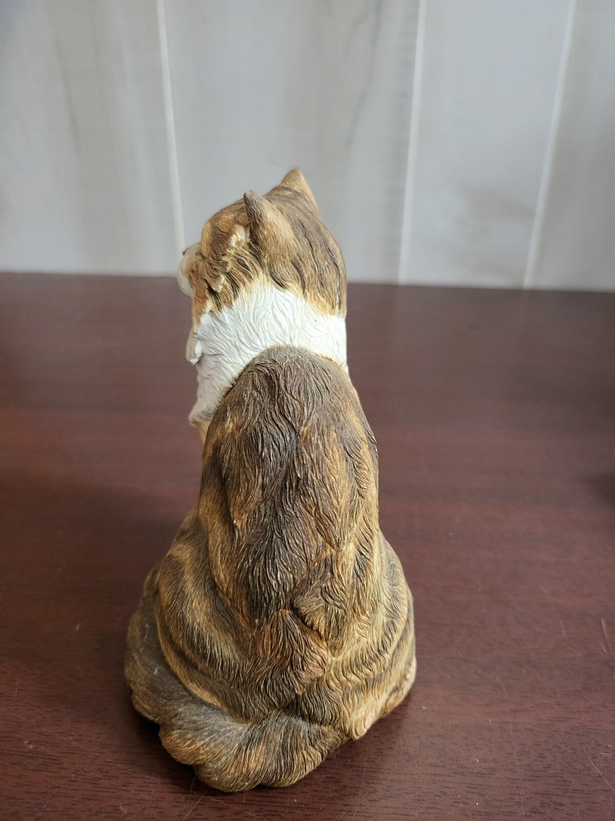 Country Artists Persian Cat Sitting Ceramic Figurine #02578 Tan Tiger & White 4.