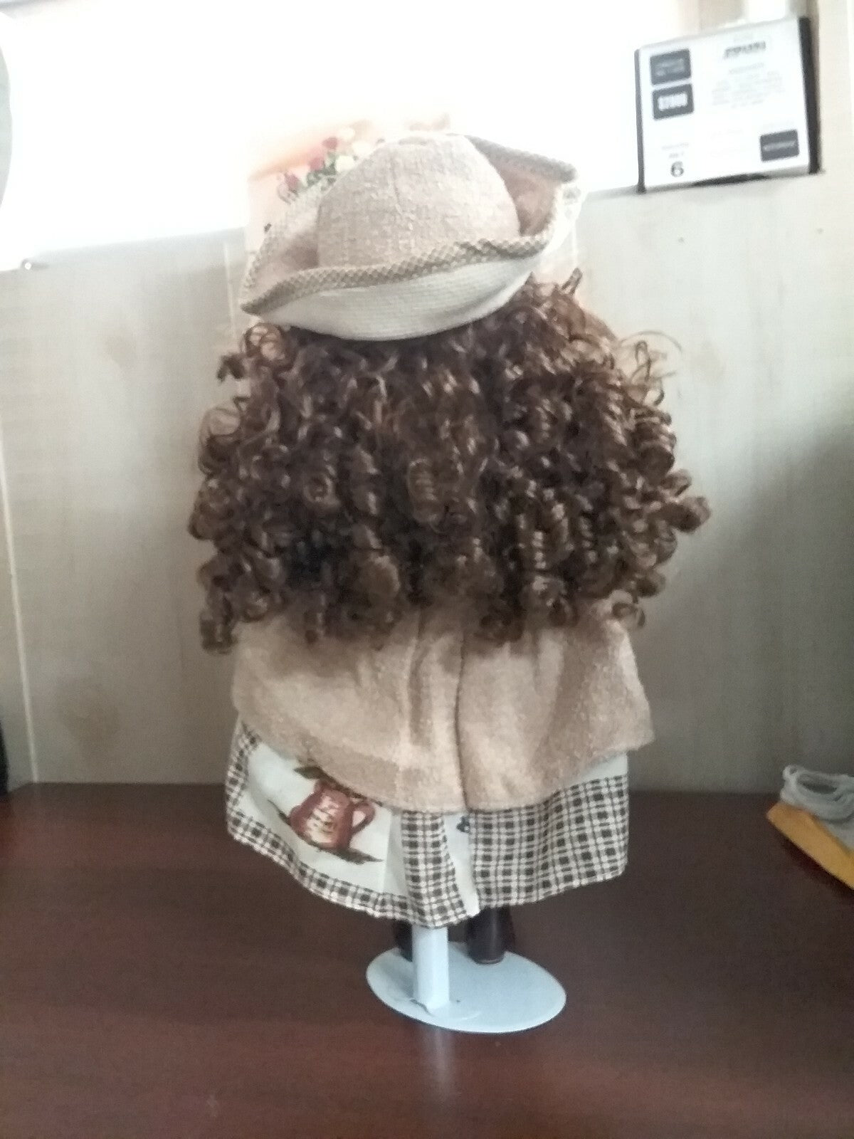 W & E Porcelain Doll Collection 16" Autumn Clothing & Hat with Stand   Box Rough