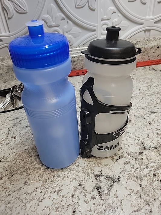 Water Bottle Lot 2pc One For Bike, Other Is Color Changing Kitchenaid Brand