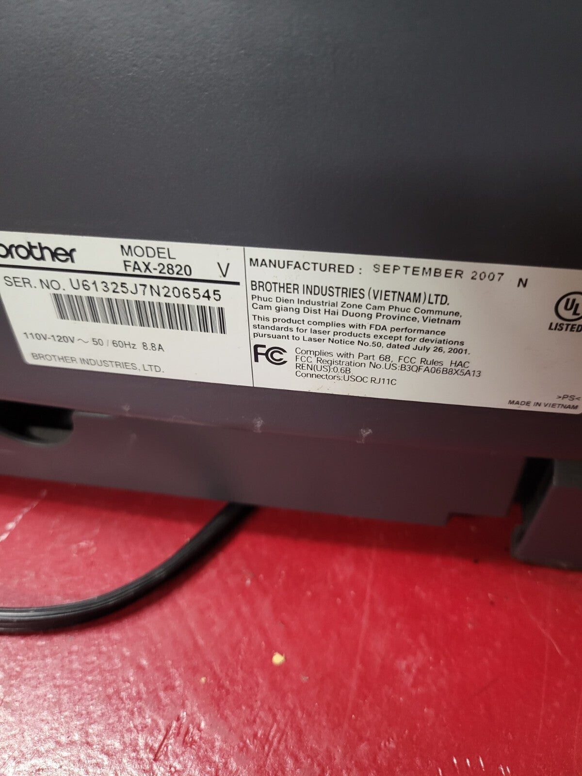 Brother IntelliFAX 2820 Fax Machine / Copier    Works, but needs a toner