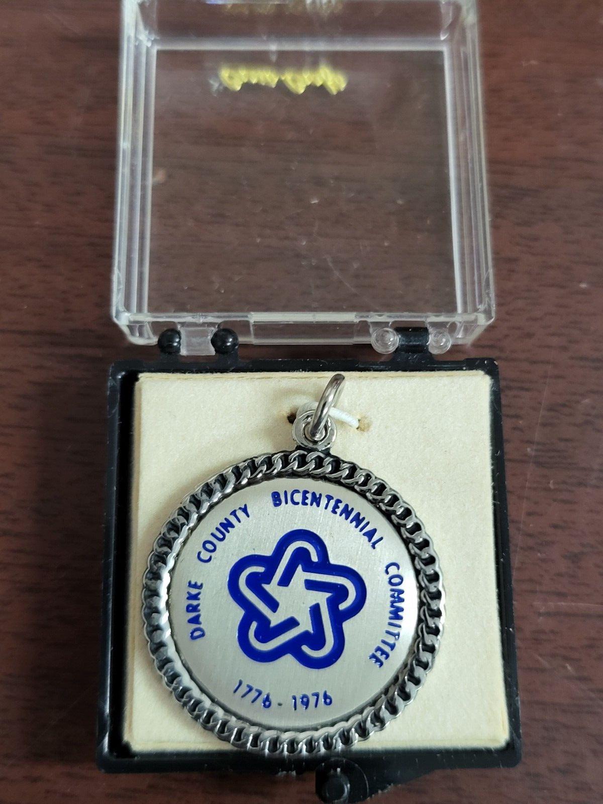 Darke County Bicentennial Pendant 1" 1976 NOS NIP #157